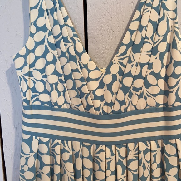 Maggy London Blue and Cream Dress - Picture 2 of 3